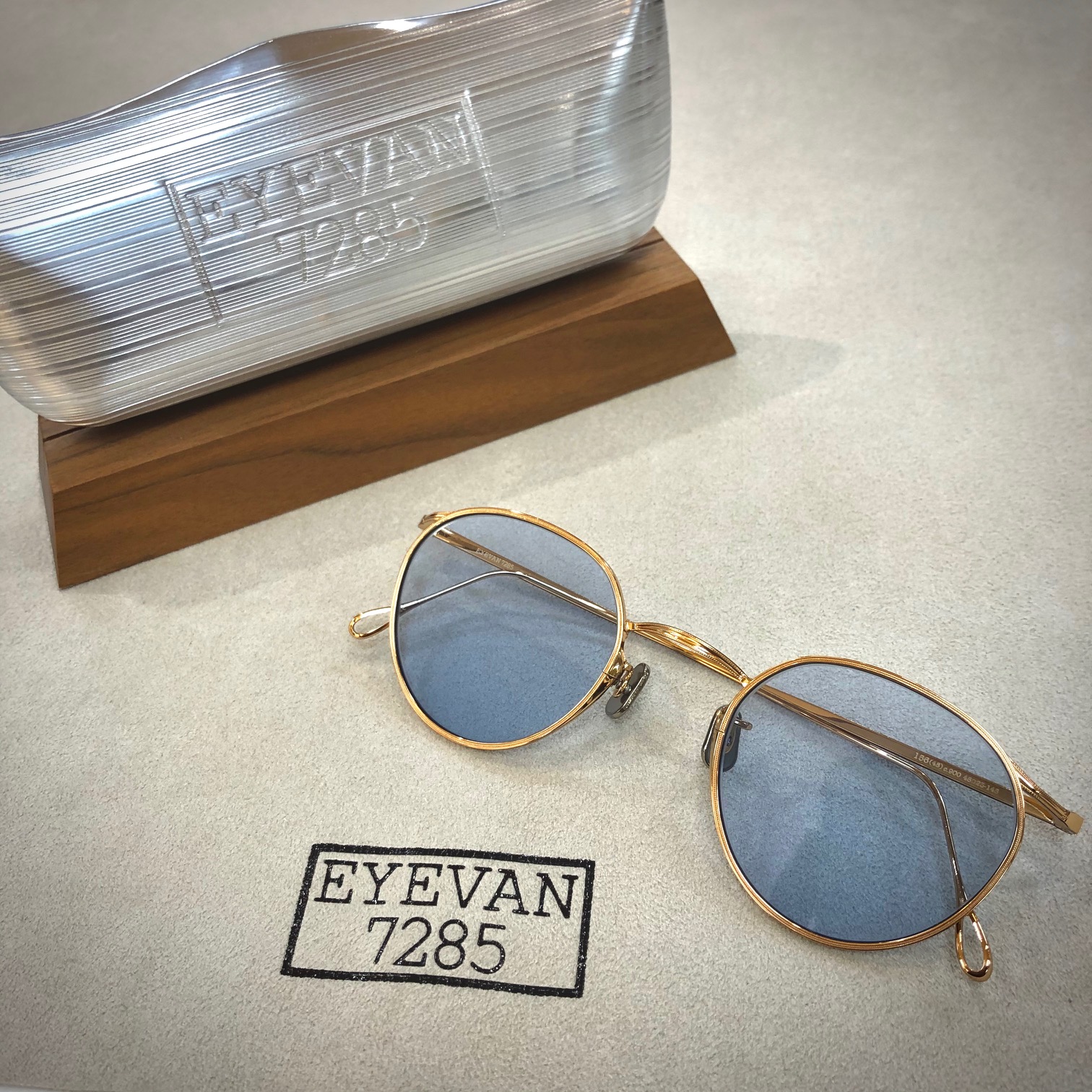 Eyevan 7285 model 156 911 サングラス 48サイズ-